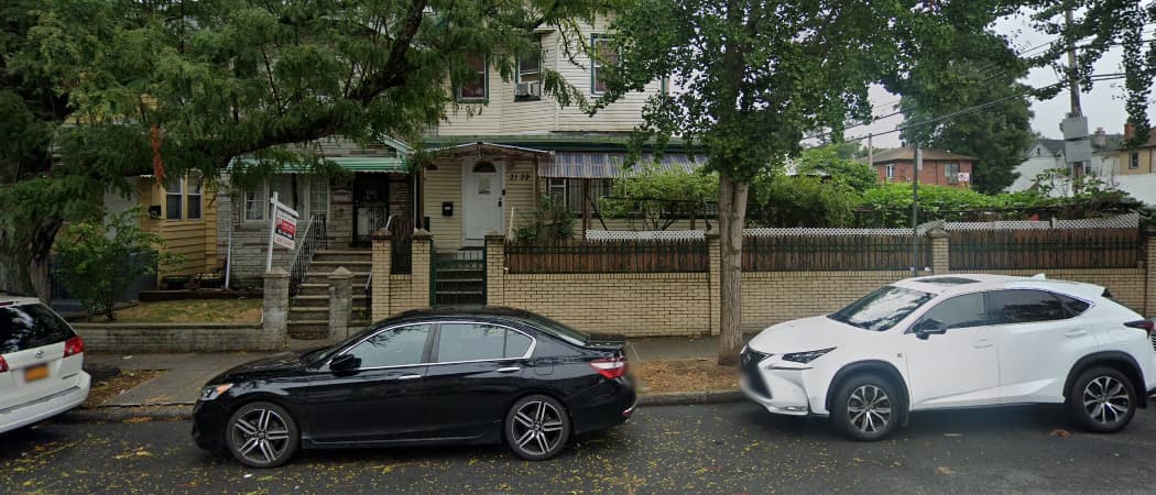 Baitul Hamd Masjid mosque in East Elmhurst, NY