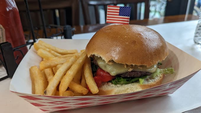 Burger World — halal restaurant in New York, NY
