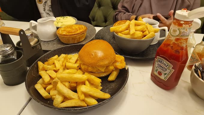 Bloom Cafe x Pie Republic in London