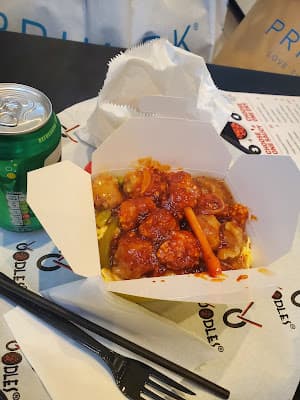 Oodles Wok in Croydon