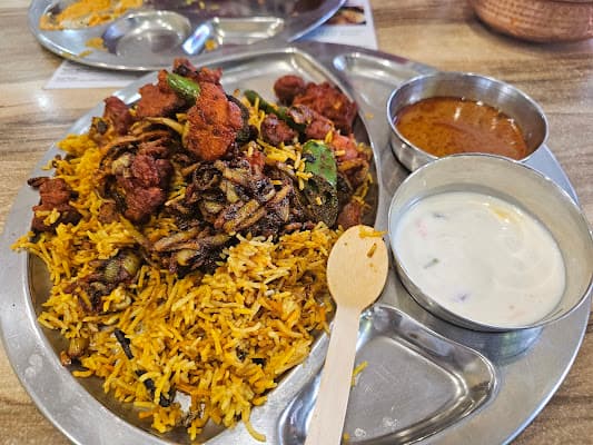 Synergy Curry Court