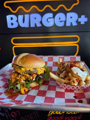 Burgerim in Clifton