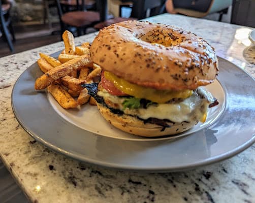 Cozy Café & Bakery in Ellicott City