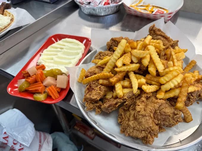 Shami’s Restaurant & Grill