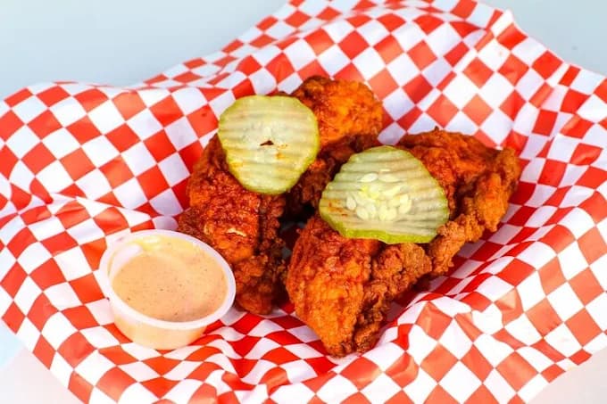 The Golden Hot Fried Chicken in Santa Ana