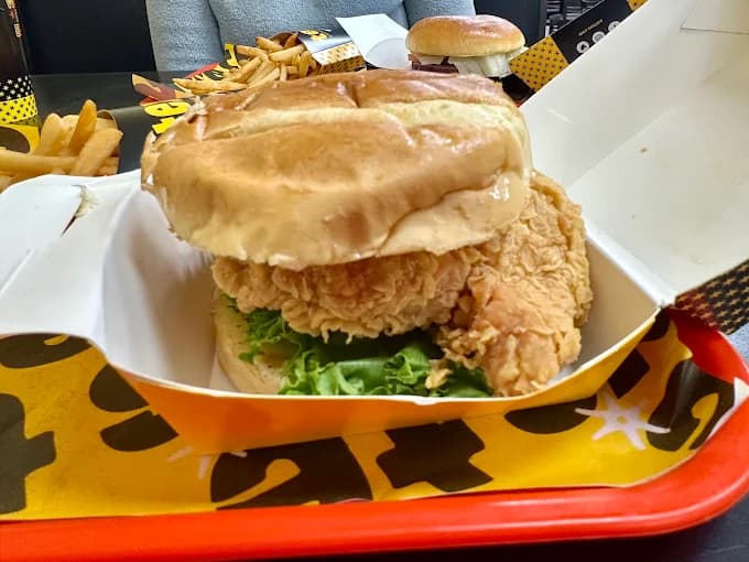 Tex's Chicken & Burgers