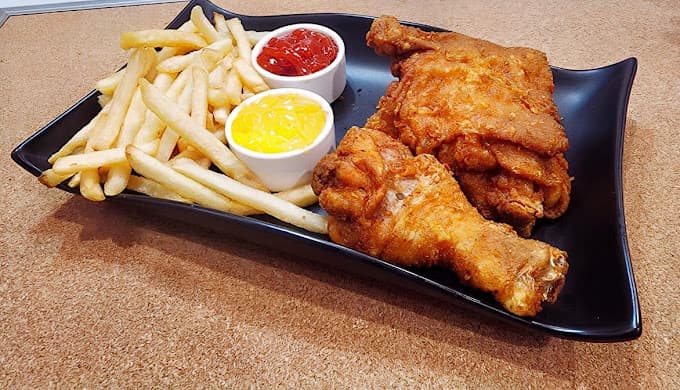 Mama's Chicken and Pizza