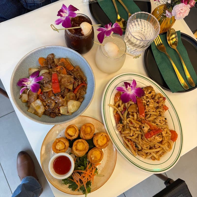 Bangkok Villa Bistro