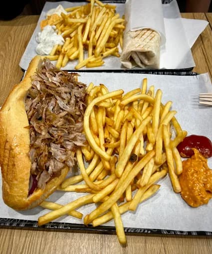 Photo of 932 Maitre Kebabier