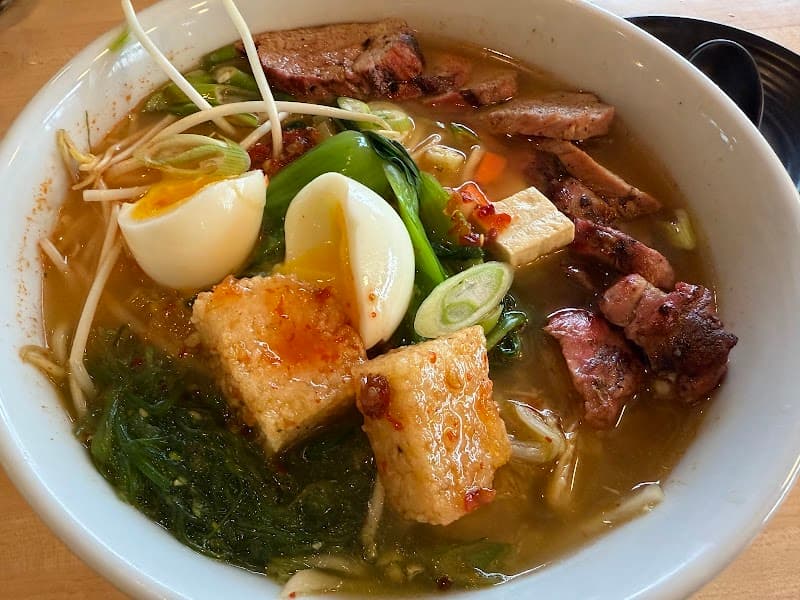SinDo Pan Asian Cuisine in Bettendorf
