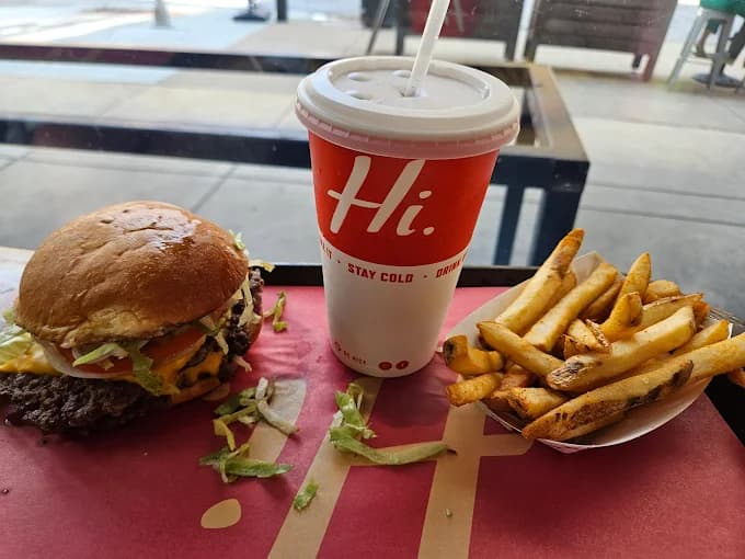 Photo of Hi Pointe Drive In