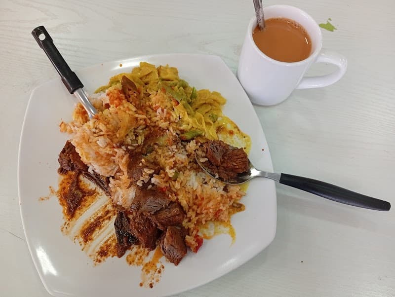 Hajah Ratna Restoran Padang