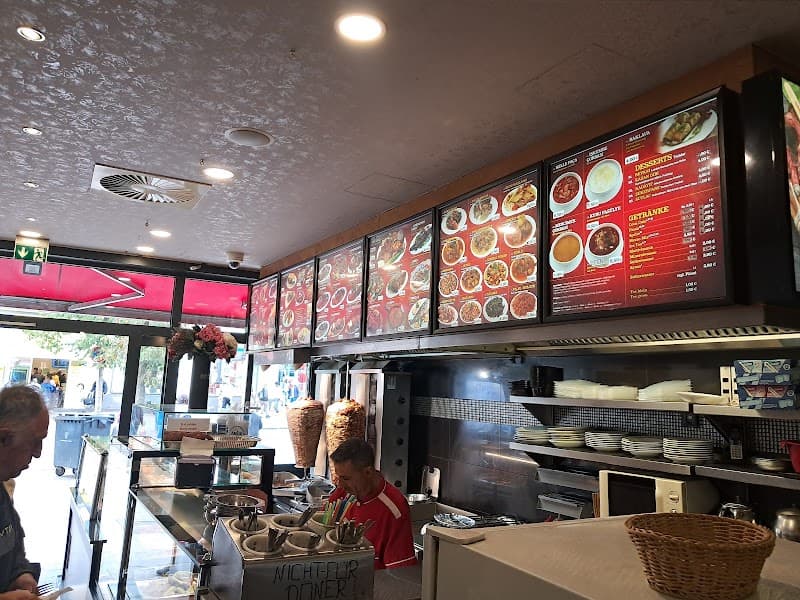 Gazi Antep Adana Urfa Kebap Salonu