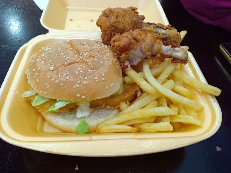 Bennys Chicken