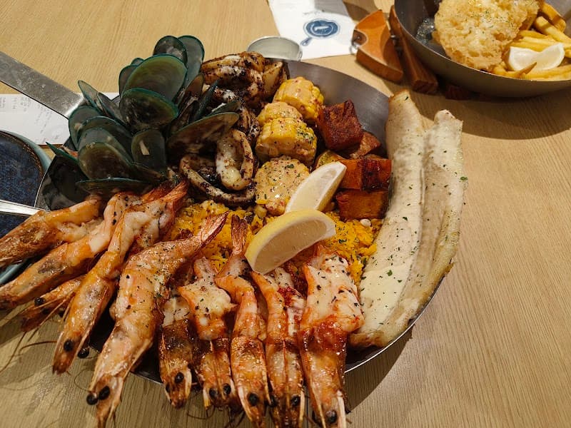 Fish & Co.