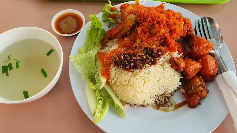 Mat Nor Chicken Rice in Singapore