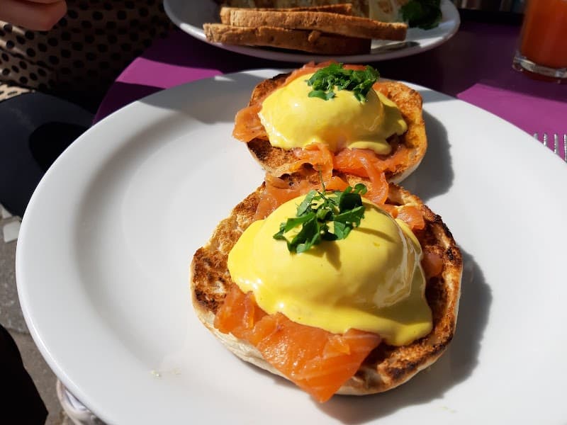 Café Grove in Chiswick