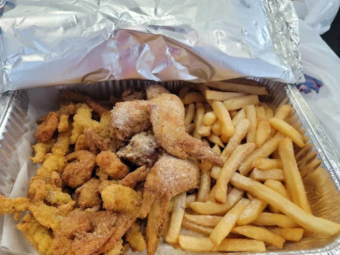Photo of Snappers Fish & Chicken