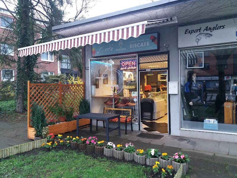 Paradeis Café