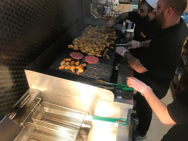 Mazaa Karahi & Grill