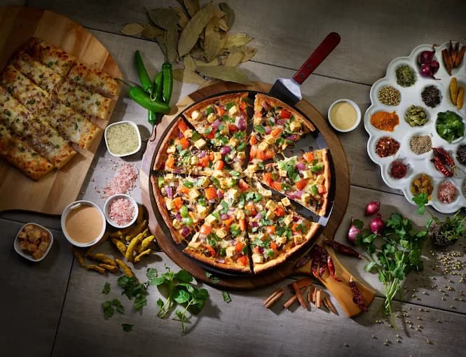 Pizza Twist in Santa Rosa