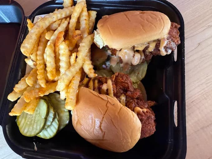 Dave's Hot Chicken in Union City
