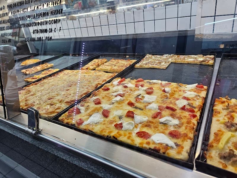 Pizza Termini Halal in Rome
