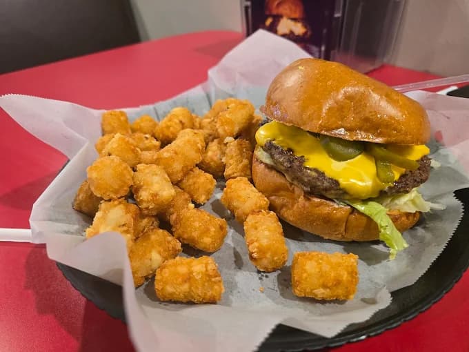 Pop Top Burgers & Gyros