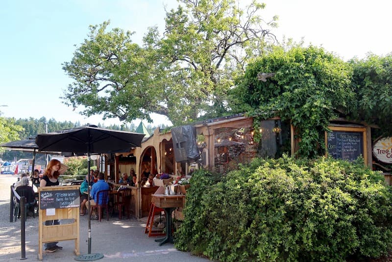 Tree House Café