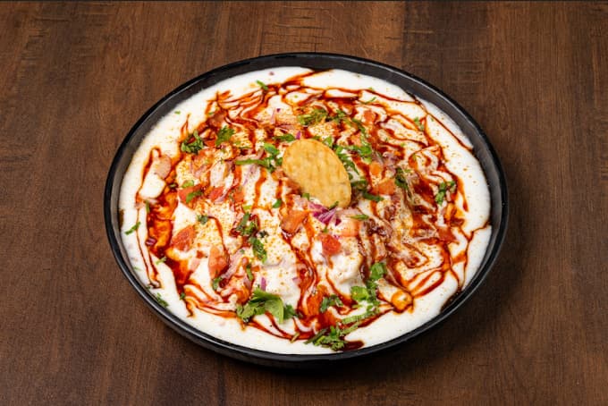 Sheesh Eatery & Lounge