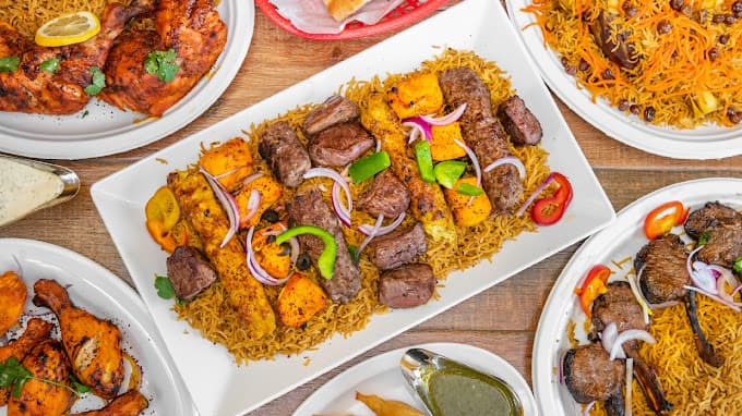 Khan's Gyro & Fried Chicken