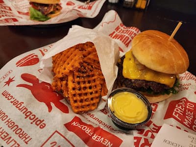 Epic Burger in Skokie