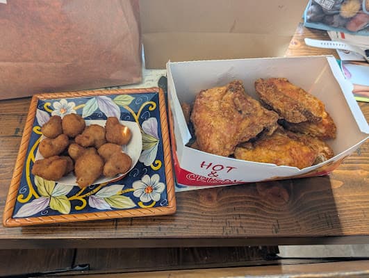 Pudgie's Famous Chicken