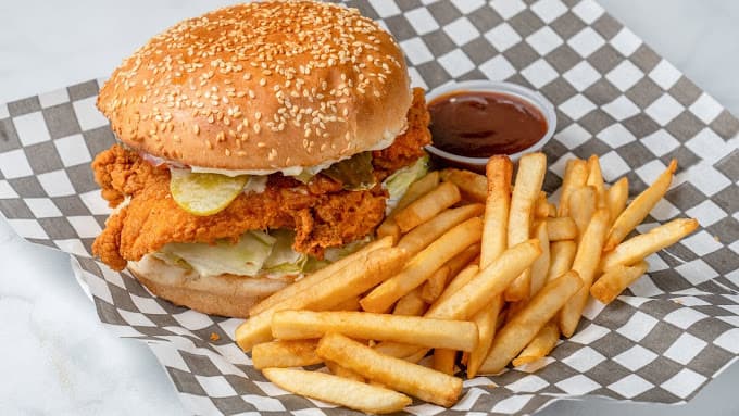 Crown Pizza & Fried Chicken