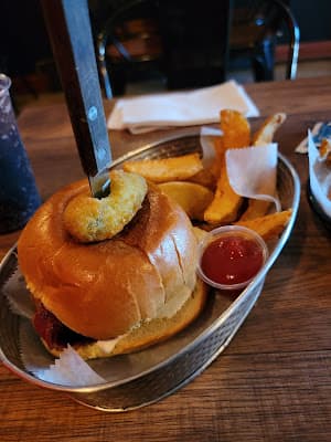 Majnoon Café & PNK Surinamese Cuisine