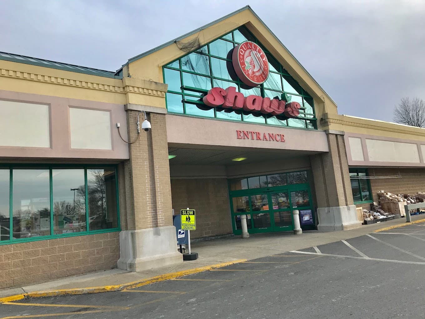 Photo of Shaw's