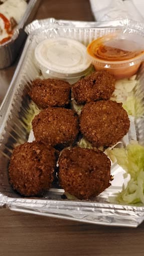 Photo of Ali Gyro Halal